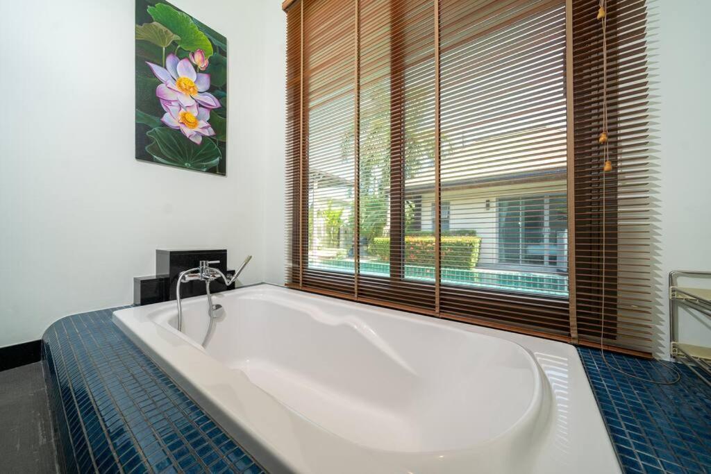 3 Bedrooms Private Villa With Garden Rawai Phuket ภายนอก รูปภาพ