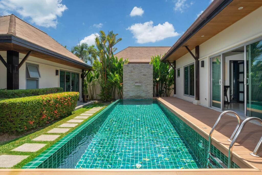 3 Bedrooms Private Villa With Garden Rawai Phuket ภายนอก รูปภาพ